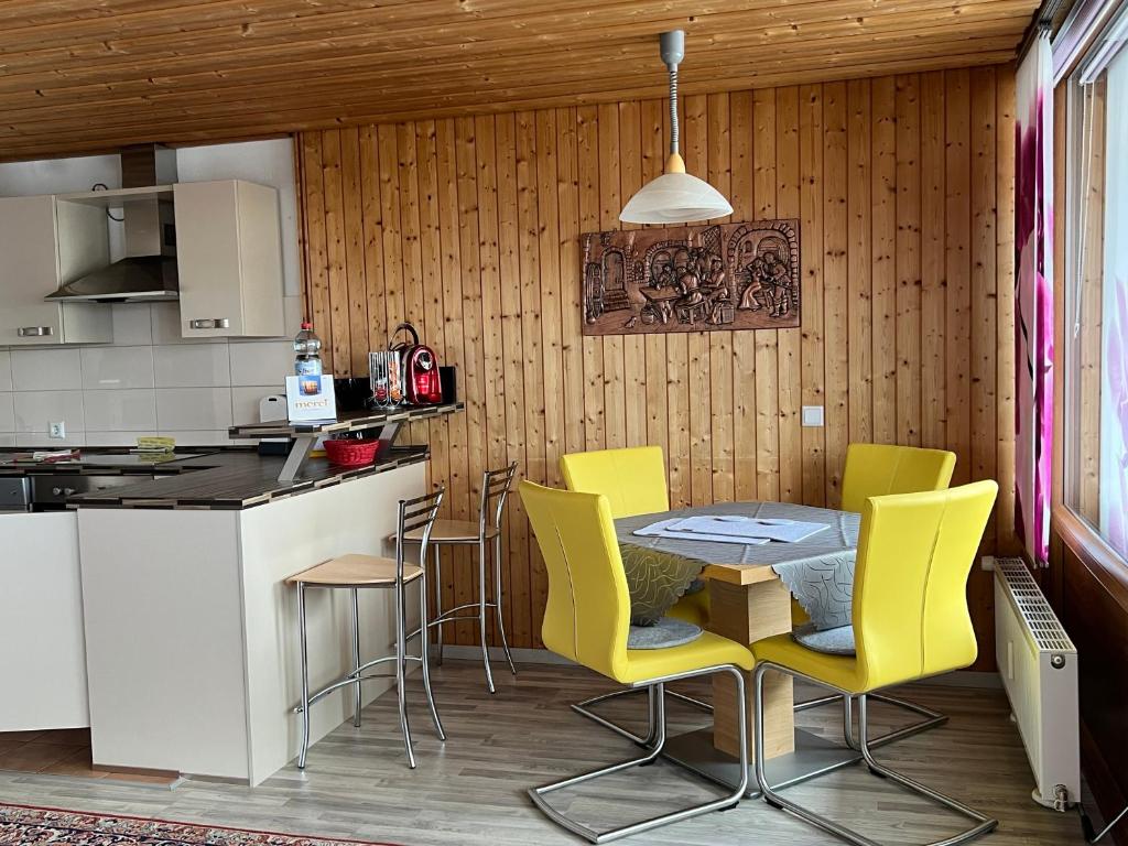 Ferienappartement Dieter Hoffmann Freudenstadt-Kniebis beim Nationalpark room 6